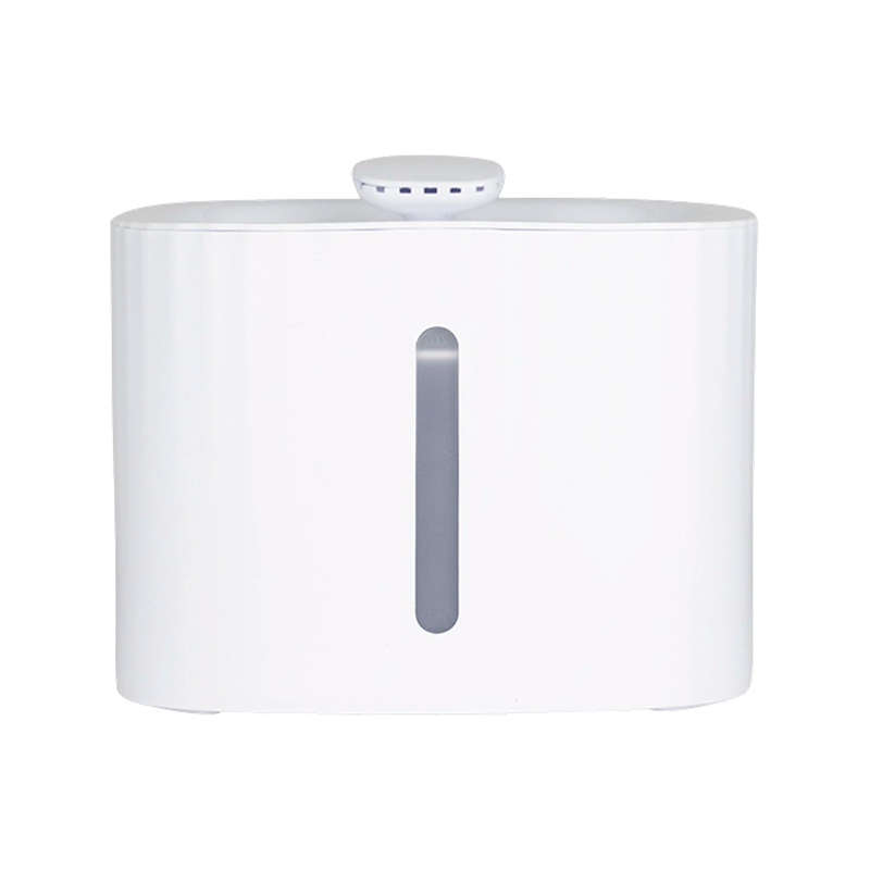 چشمه آب بی صدا قابل مشاهده در شب